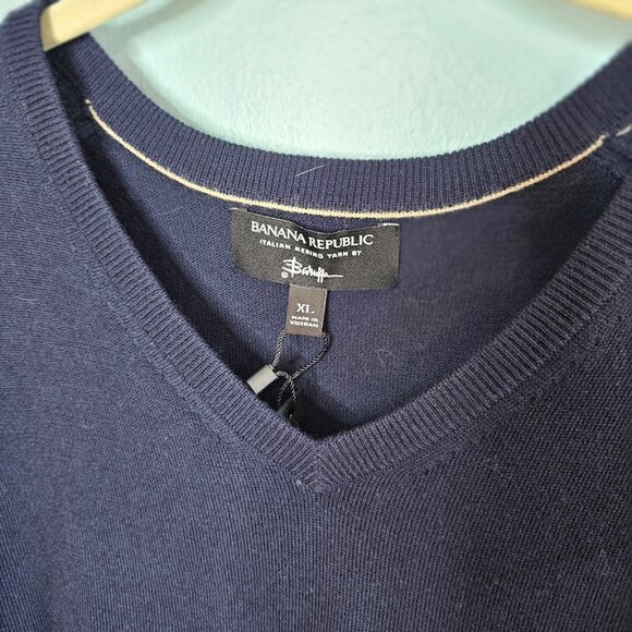 Banana Republic Merino V-Neck Navy Sweater, XXL - Picture 3 of 8